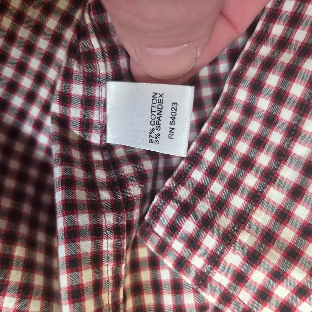 Banana Republic‎ Men’s Check Button down shirt Size L Red Black